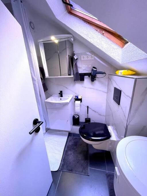 Robinshomes-Industrial Braunschweig Luaran gambar